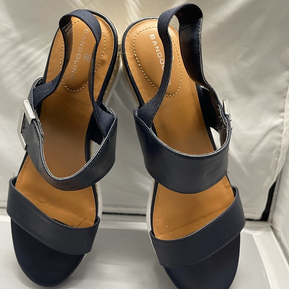 Excellent Cond Bandolino Wedge sandles 9.5 - Picture 7 of 8